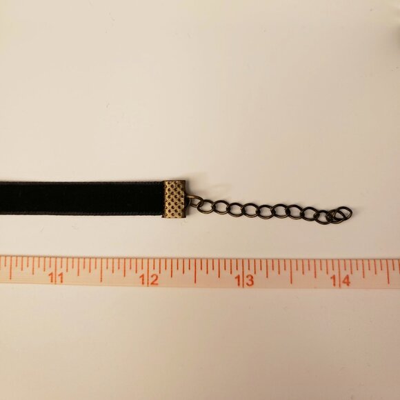 Vintage Black Velvety Yin Yang Charm Adjustable Ribbon Choker Necklace 90s Y2K - Picture 5 of 5